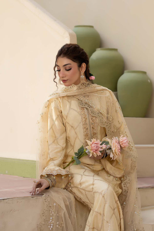 Maryams Embroidered Silk Suit Noor-E-Safa-HRI-8597