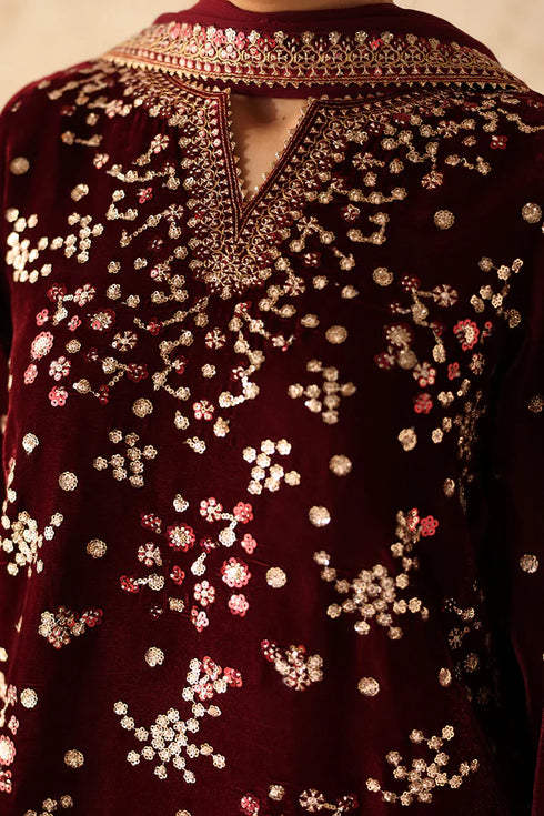 Barqoue Embroidered Velvet Suit UF-4315