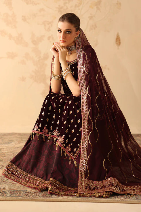 Barqoue Embroidered Velvet Suit UF-4313
