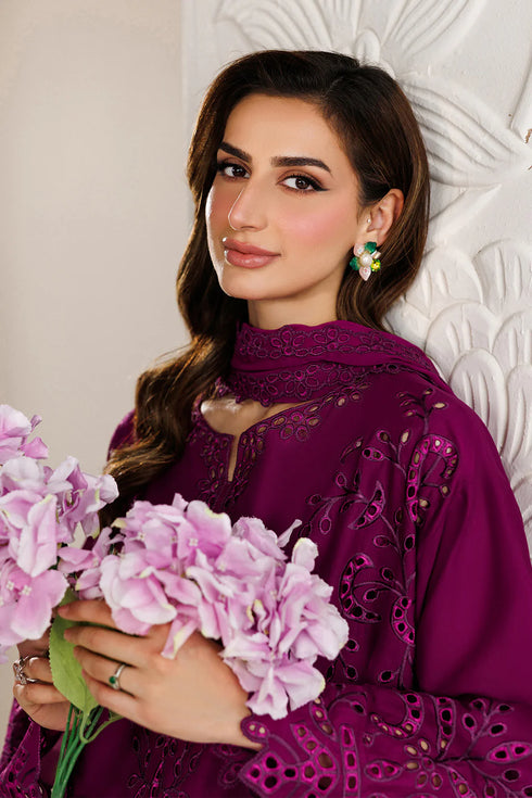Iznik Embroidered Lawn suit UE-678