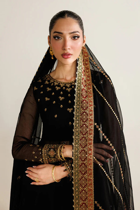 Jazmin Embroidered Chiffon Suit UC-3125