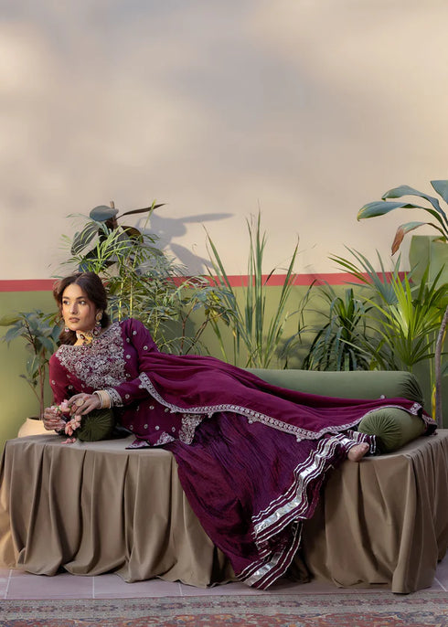 Zarqun Embroidered Raw Silk 3PC Suit 25104A