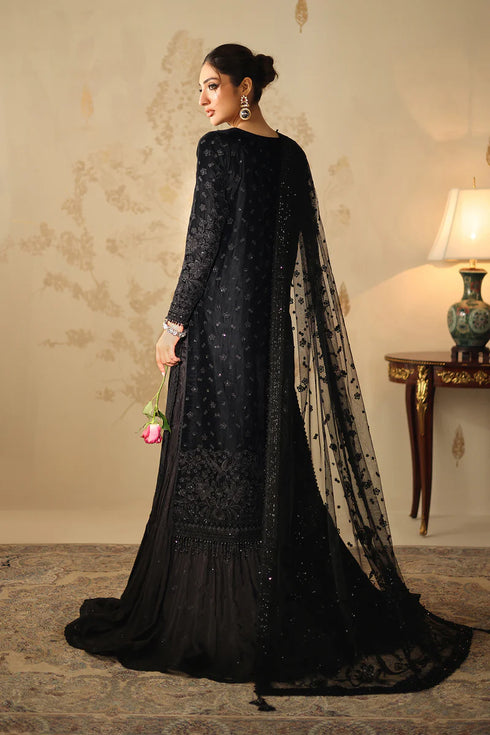 Barqoue Embroidered Velvet Suit UF-4320