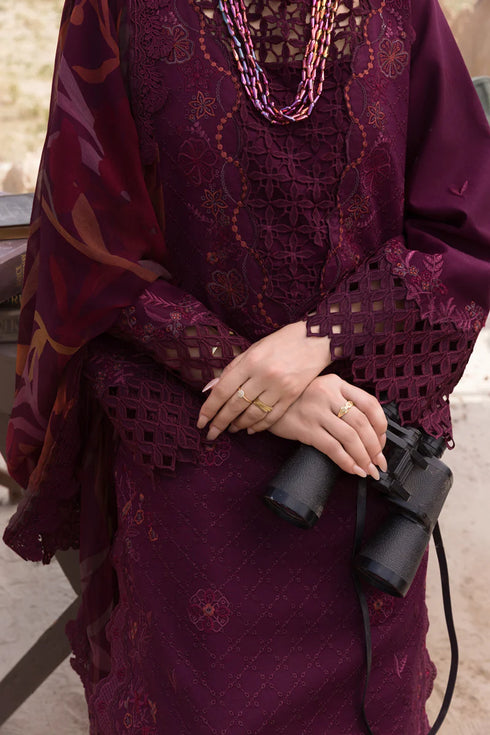 Rang Rasiya Embroidered Lawn suit AMYRA