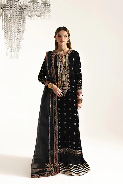 Emaan Adeel Embroidered Velvet Suit RAZIA