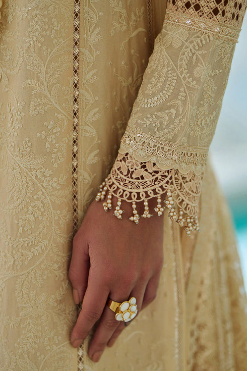 Sobia Nazir Embroidered Luxury Lawn suit Design 3A