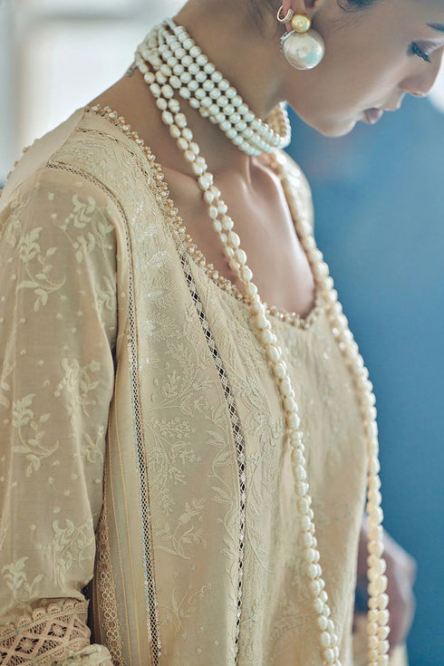 Sobia Nazir Embroidered Luxury Lawn suit Design 3A