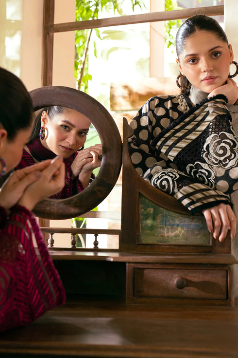 Baroque Embroidered viscose Suit UF-762