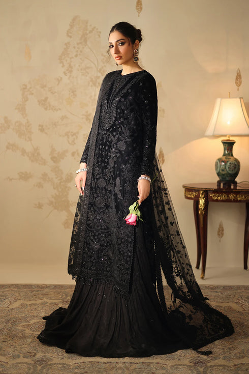 Barqoue Embroidered Velvet Suit UF-4320