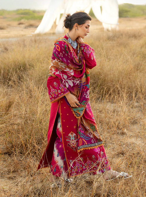 Zainab Chotani Embroidered Jacquard Suit Zamira 07