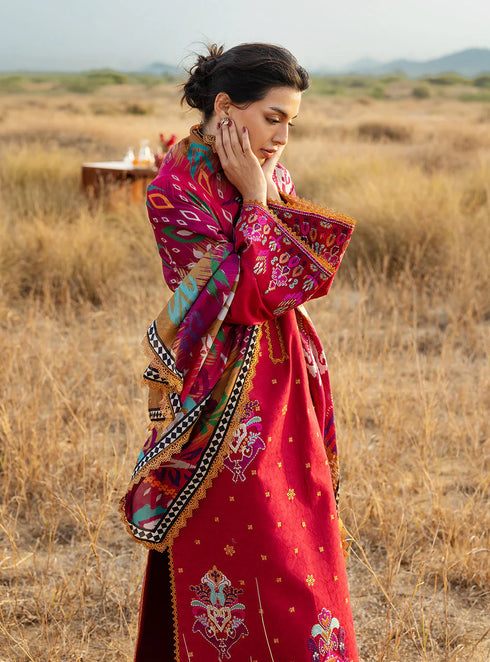 Zainab Chotani Embroidered Jacquard Suit Zamira 07