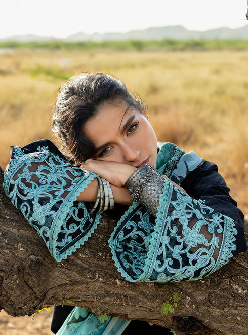 Zainab Chotani Embroidered Jacquard Suit Silva 10