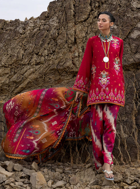 Zainab Chotani Embroidered Jacquard Suit Zamira 07