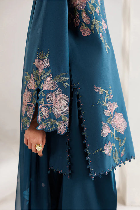 Iznik Embroidered Lawn suit UE-690