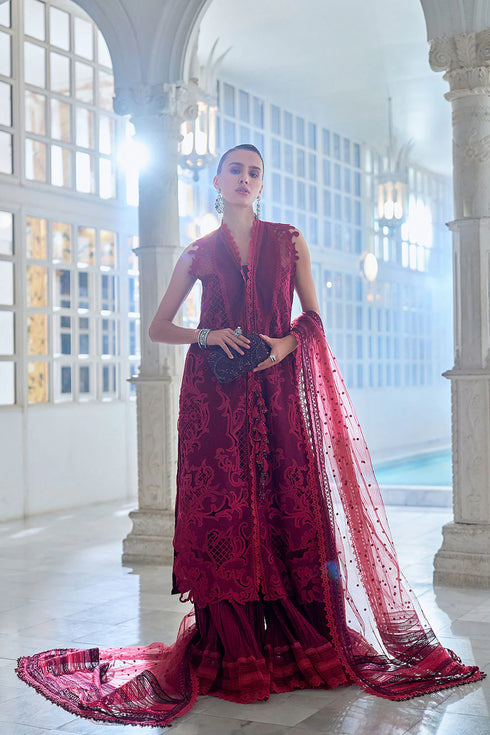 Sobia Nazir Embroidered Luxury Lawn suit Design 5A