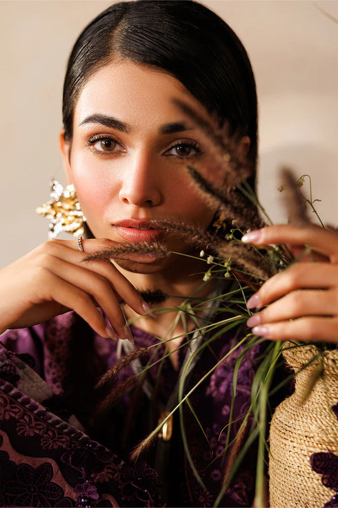 BAROQUE EMBROIDERED LAWN EL26-D02