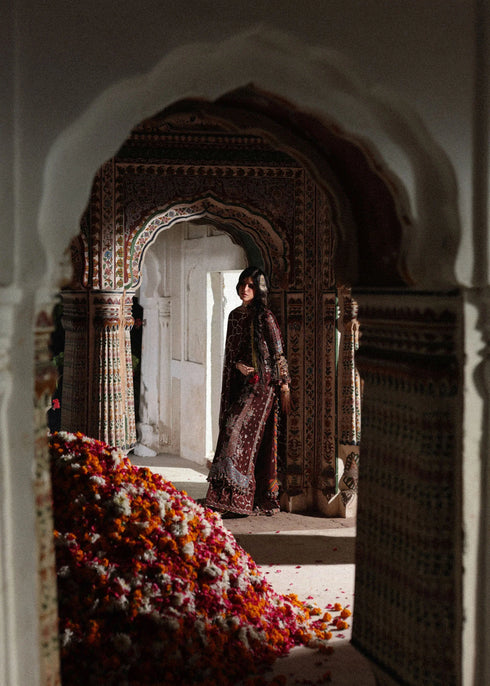 Hussain Rehar Embroidered Chiffon Suit Apsara