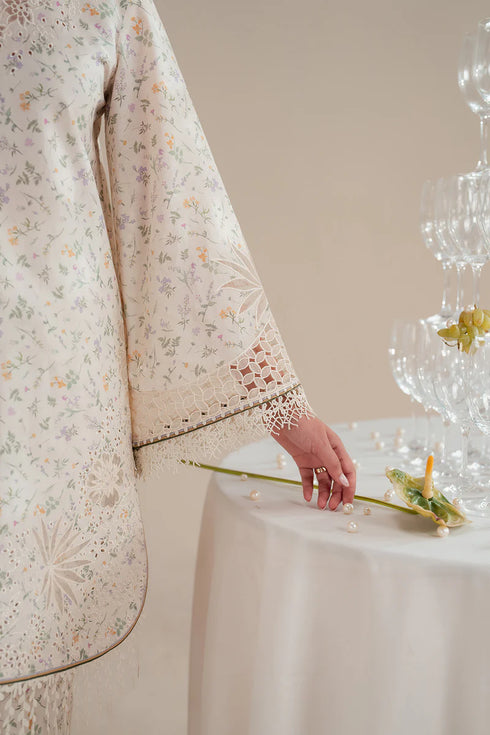 Jazmin Embroidered Lawn Suit IL25-D09