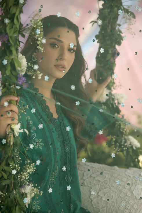 Sobia Nazir Luxury Lawn suit Design 15B