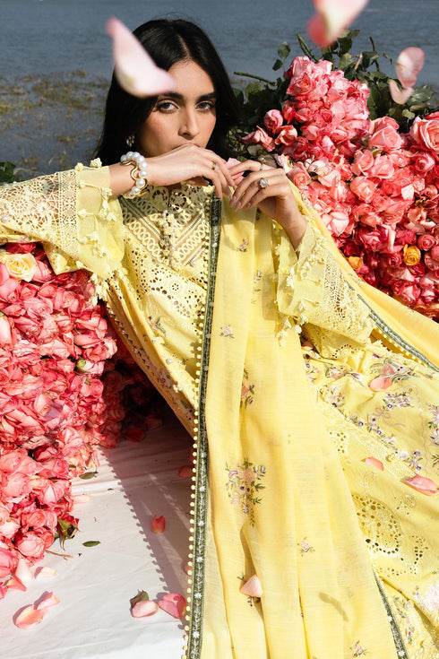 Sana Safinaz Luxury Lawn Suit L261-003-CV