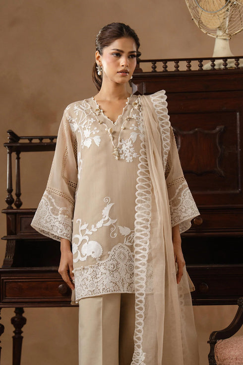 Sana Safinaz Lawn 3 Piece Suit M261-012B-CT
