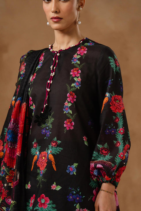 Sana Safinaz Lawn 3 Piece Suit M261-016B-CU