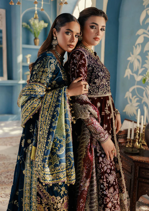 Aik Aitler Embroidered Velvet Suit UDAIPUR - LOOK08