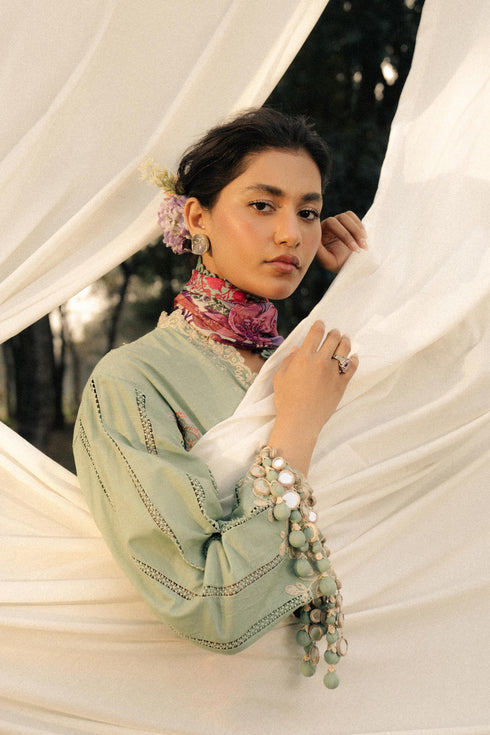 Sana Safinaz Embroidered Lawn Suit L251-007B-3CT