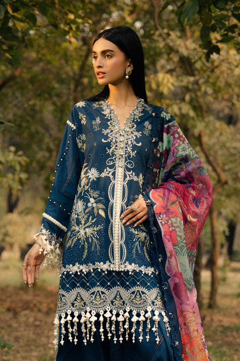 Sana Safinaz Embroidered Lawn Suit L251-009B-3DI