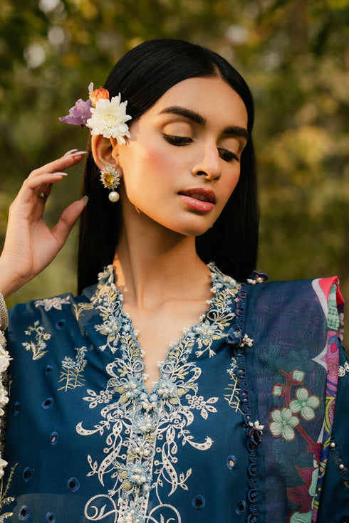 Sana Safinaz Embroidered Lawn Suit L251-009B-3DI