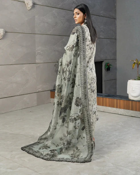 Munira Embroidered Lawn 3 Piece Suit MSL131