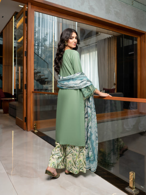 Munira Embroidered Lawn 3 Piece Suit MSL136