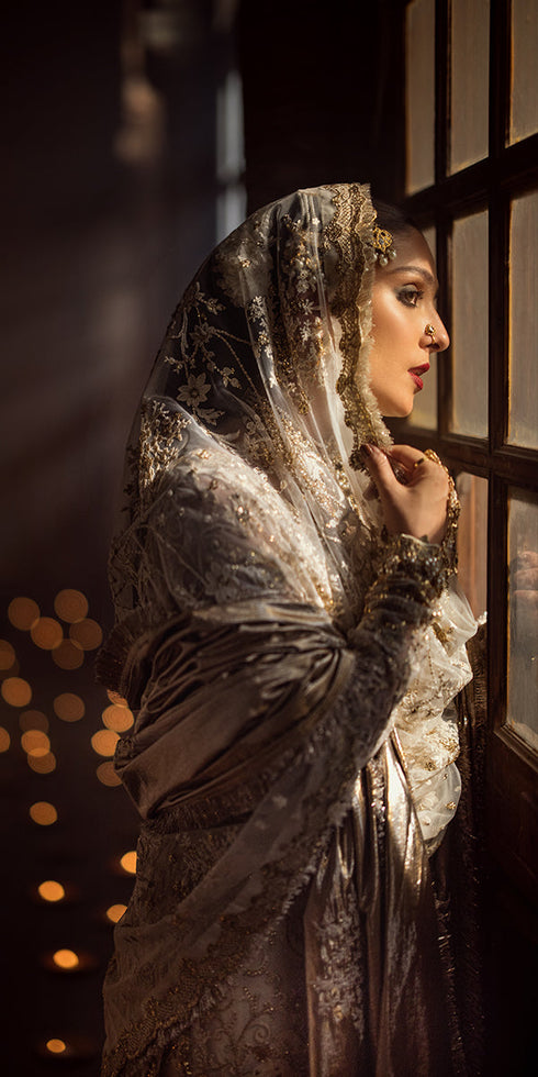 Erum Khan Net 3 Piece Suit MASTANI