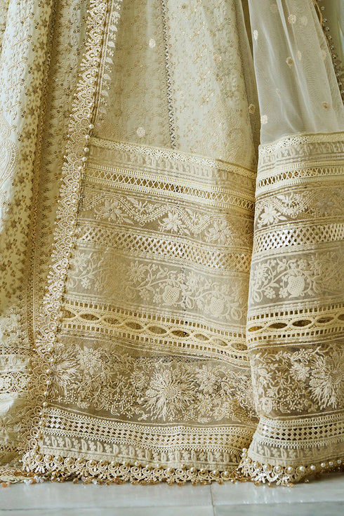 Sobia Nazir Embroidered Luxury Lawn suit Design 1A