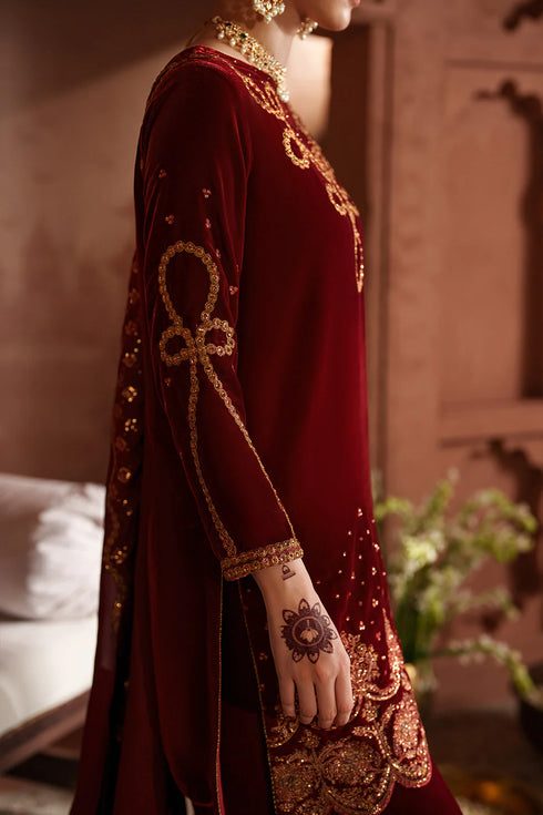 Iznik Embroidered Velvet Suit IV-58