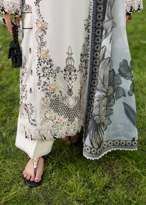 Zarqun Embroidered Lawn 3PC Suit 2614-B