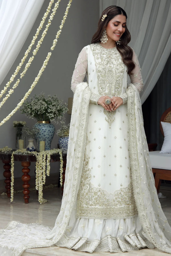 Gulmina Embroidered Chiffon Suit Ayra