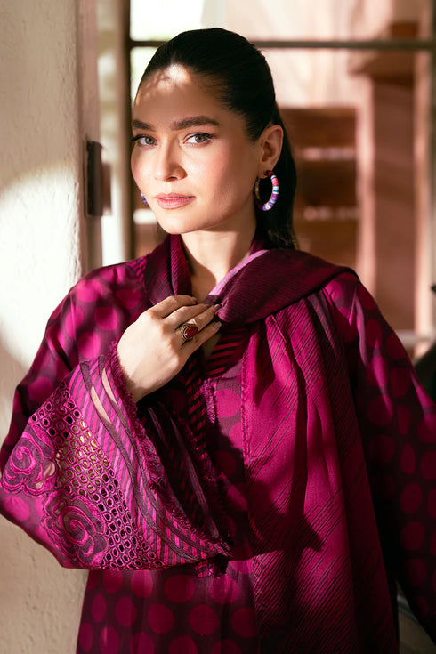 Baroque Embroidered viscose Suit UF-762