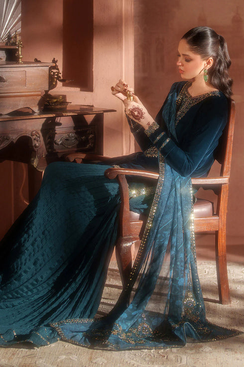 Iznik Embroidered Velvet Suit IV-64