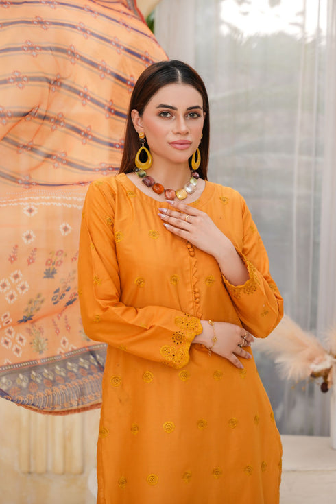 Dynia's By Bin Saeed Embroidered Chickenkari Lawn Suit BS-105