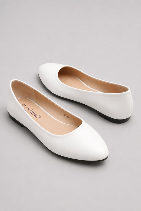 Women's White Closed Toe Ballet Flats