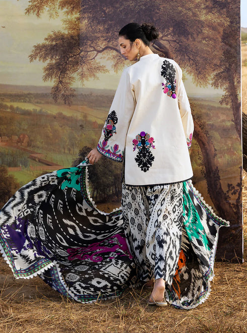 Zainab Chotani Embroidered Jacquard Suit Nivara 17