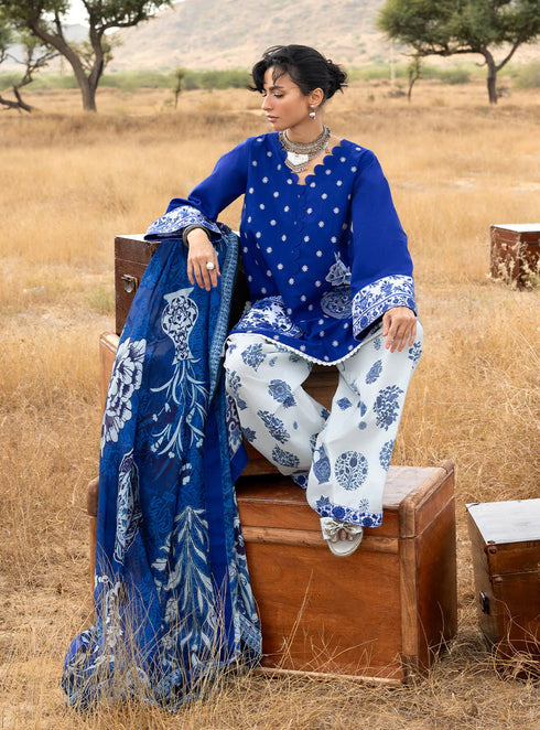 Zainab Chotani Embroidered Jacquard Suit Veyra 16