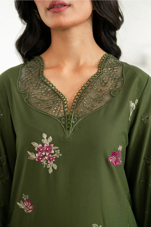 Iznik Embroidered Lawn Suit IFE-02