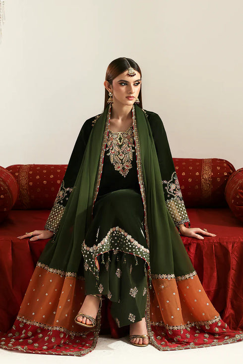 Emaan Adeel Embroidered Velvet Suit AARISH
