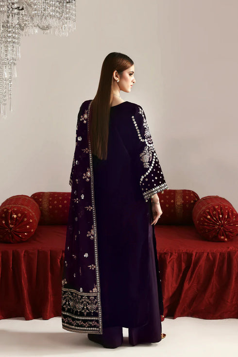 Emaan Adeel Embroidered Velvet Suit DILNAR