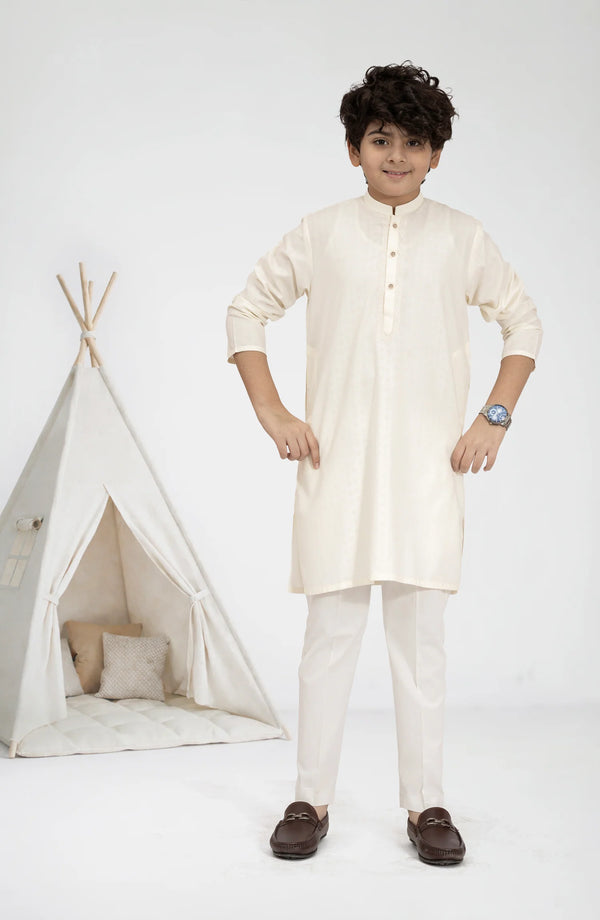 MTJ CREAM BLENDED EMBROIDERED KURTA