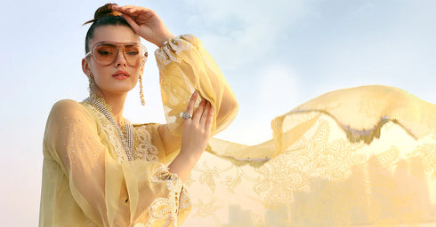 Maria B 3 Piece Embroidered Organza  Lawn Suit D-2604-A