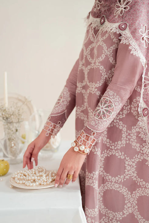 Jazmin Embroidered Lawn Suit IL25-D10