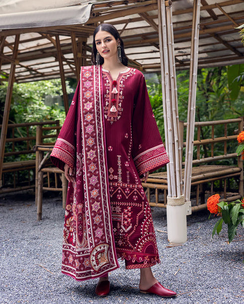 Mushq Embroidered Karandi Suit Emerald Glimmer